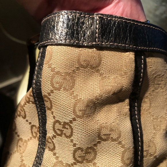 Authentic Gucci Shoulder bag/tote.  Rich beige tones with bronze tone trim.  EUC - Picture 6 of 16
